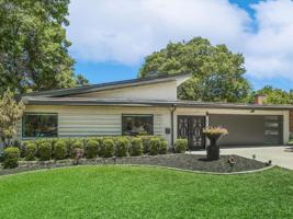 7015 Gaston Parkway