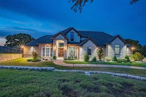 2300 Bentwater Court