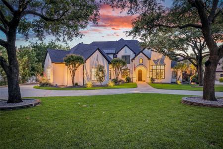 1604 S Lakeshore Drive