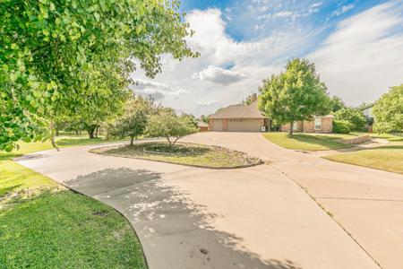 3706 Fairway Drive
