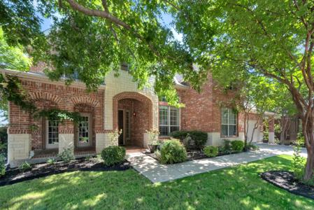 4304 Lone Oak Drive