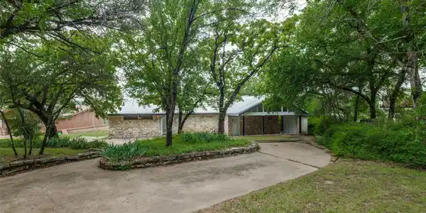 7219 Hickey Road