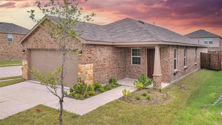 1823 Ballinger Drive