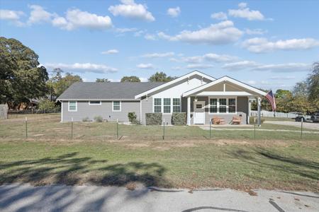 7232 Courtney Drive