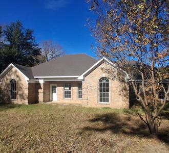 9614 Private Road 3826