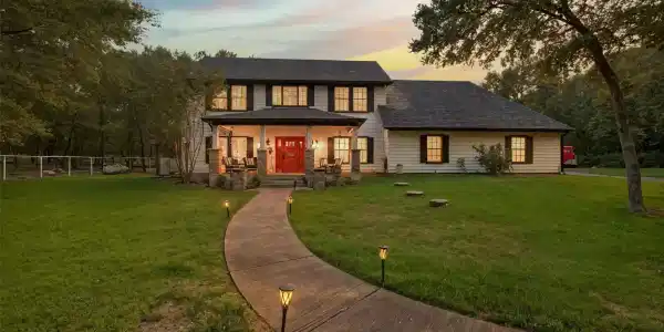 1700 Adams Lane