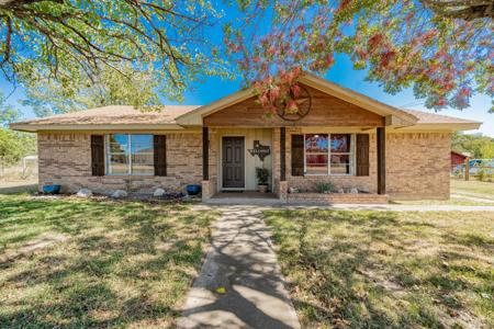 3718 N State Highway 78