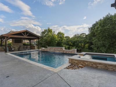 1221 Falcon Drive