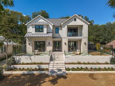 9233 E Lake Highlands Drive