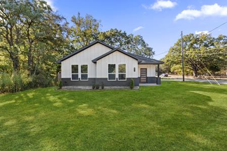 150 Bandera Circle