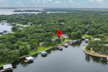 301 Northshore