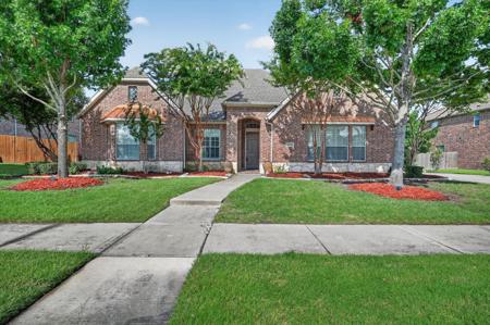 6139 Larkspur Lane
