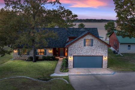 5459 Woodland Shores