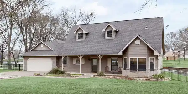 14423 Azure Lane