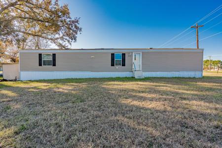 224 W Shadowwood Street