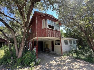 110 FOX Drive