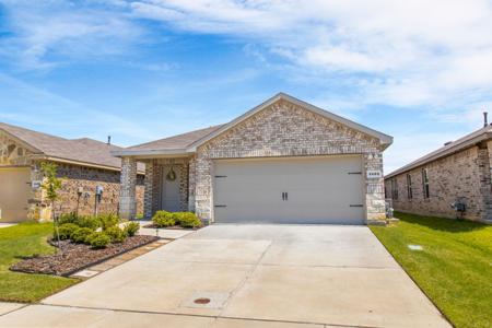 1424 Tarzan Drive