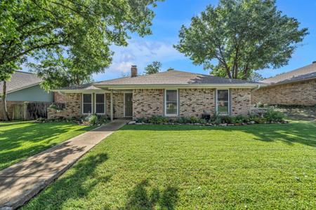 2027 Sierra Drive