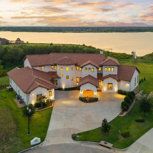 7421 Waters Edge Court