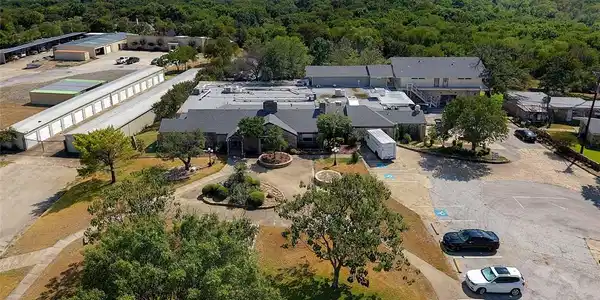 8601 Jacksboro Highway