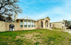 1021 Western Hills Court