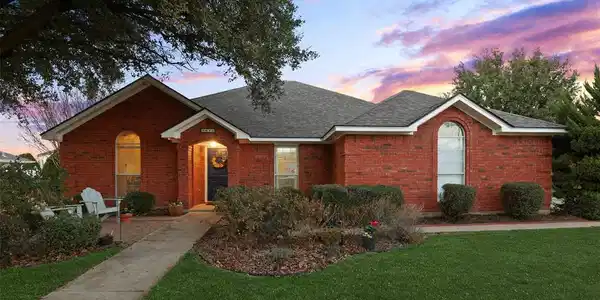9012 Timber Oaks Drive