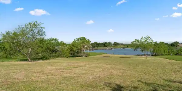 7031 Lake Vista Drive