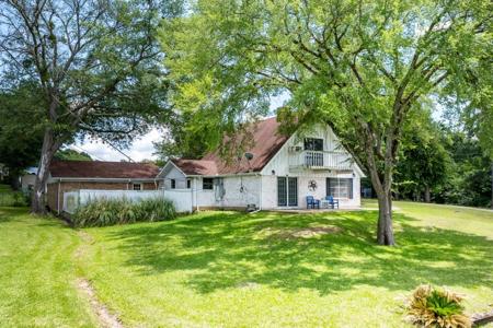 100 W Oak Acres Drive