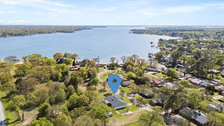 113 E Bayside Drive