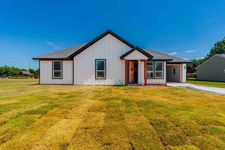 6111 S Lakeside Hills Court