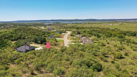 1106 Green Elm