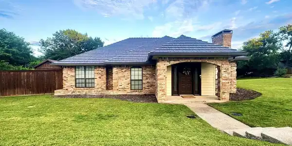 8712 Lake Country Drive