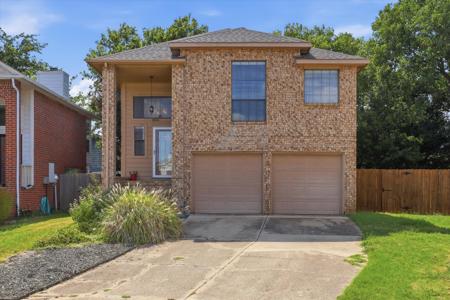 1806 Cactus Circle