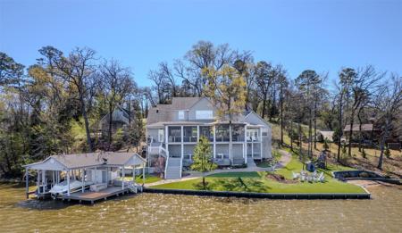712 Camp Cypress Trail