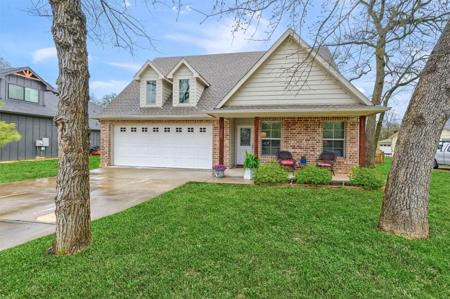 209 Comanche Drive