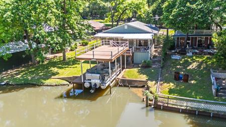 210 Harbor Drive