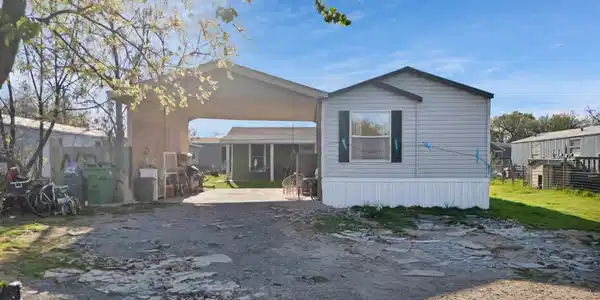 1813 Gale Drive