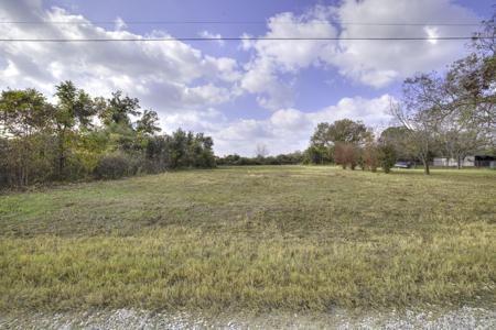 6300 S Lakeside Hills Court