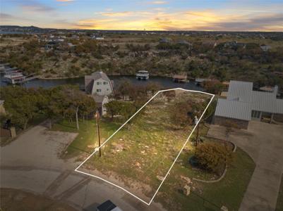 1040 Bluff Creek Point