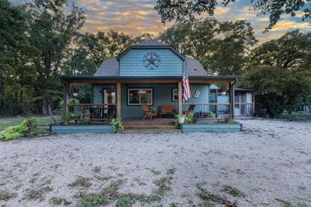 1853 Lake Highland