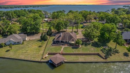 180 Surls Drive