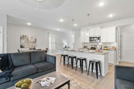 1622 Governors Boulevard