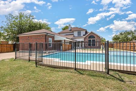 4610 Clay Drive