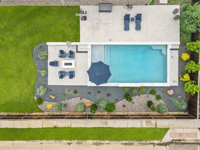 2800 Garrett Drive