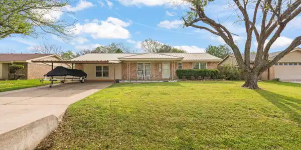 133 Lilac Lane