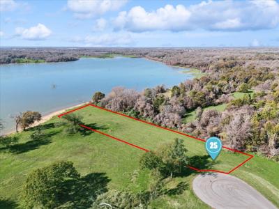 Lot 25 Triangle Shores