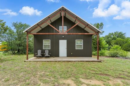 5326 Lakeshore Drive