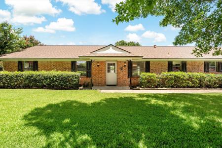 116 Larry Drive