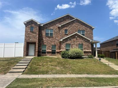1925 Timber Oaks Drive