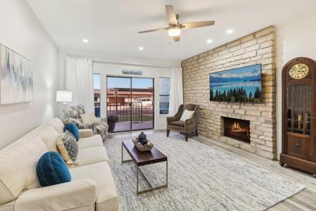 401 E Pearl Street